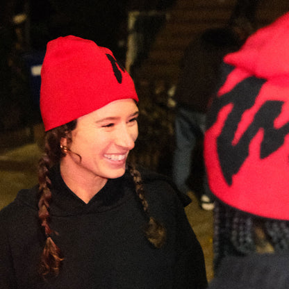 MMM LOGO BEANIE - Black Red